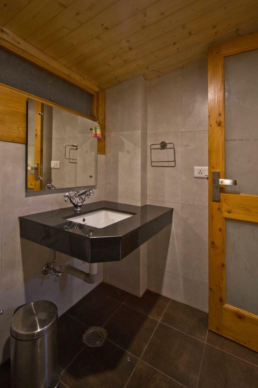 Lonchenpa B&B Манали Экстерьер фото